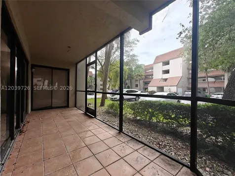 601 Ives Dairy Road Miami FL 33179