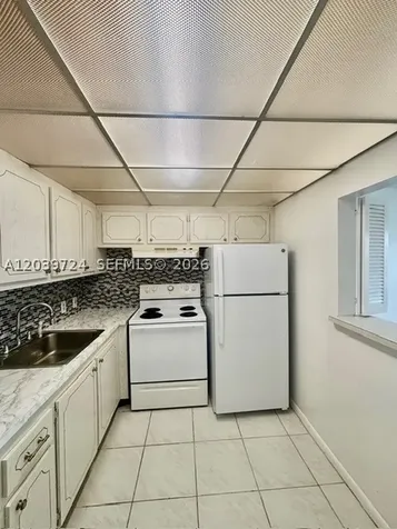 202 Mansfield Boca Raton FL 33434