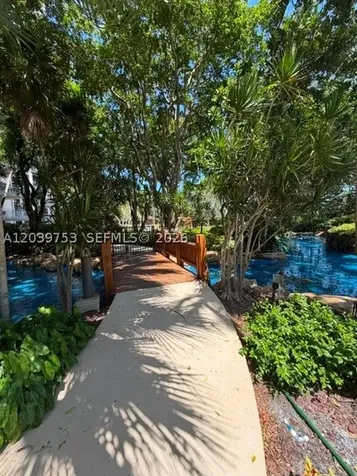 2000 Towerside Terrace Miami FL 33138