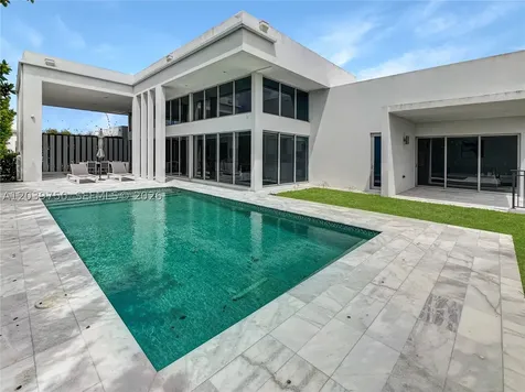 16582 S Botaniko Drive S Weston FL 33326