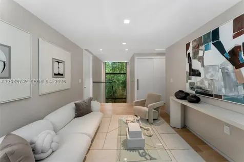 3579 Avocado Avenue Miami FL 33133