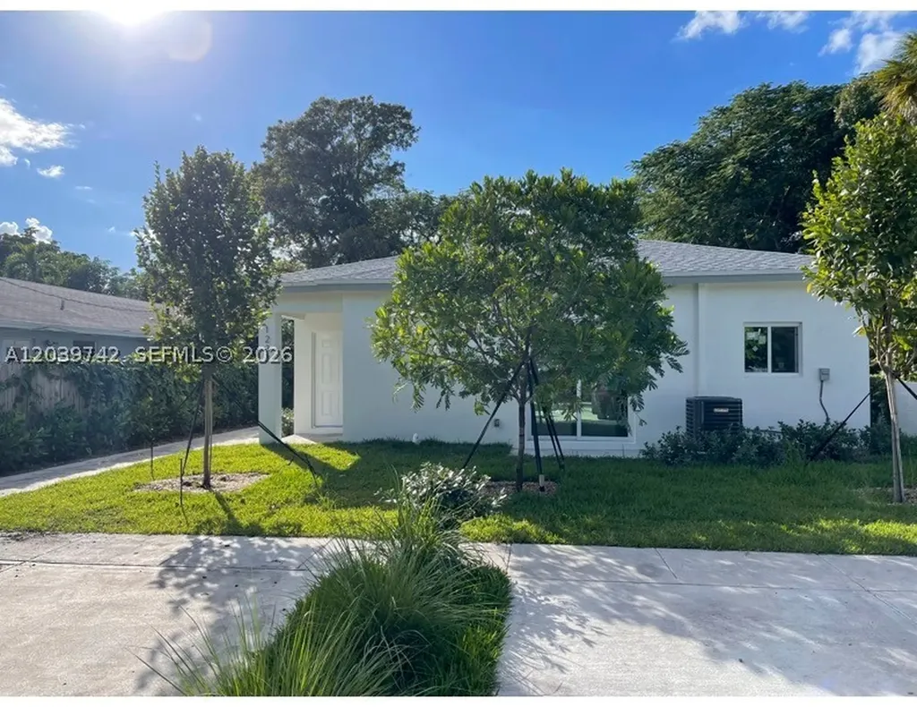 213 NW 12th Street Pompano Beach FL 33060