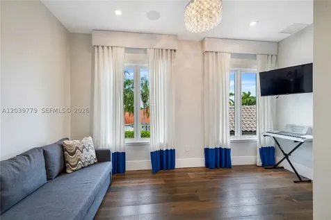 165 Paloma Drive Coral Gables FL 33143