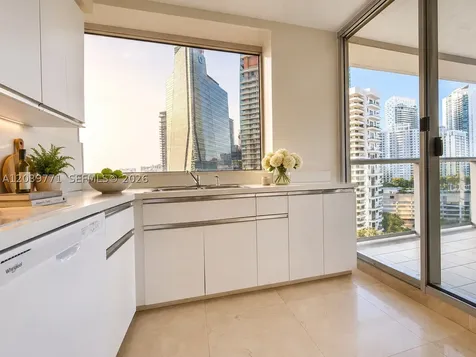 1541 Brickell Avenue Miami FL 33129