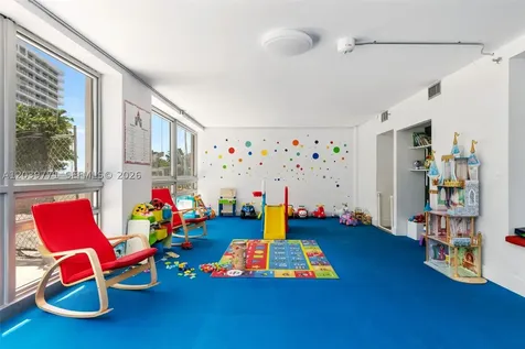 1541 Brickell Avenue Miami FL 33129
