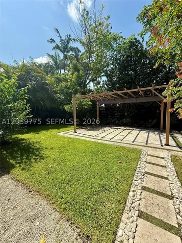 4456 SW 10th Street Miami FL 33134