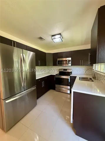 4456 SW 10th Street Miami FL 33134