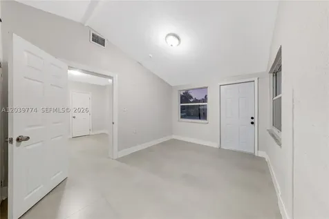 11702 NW 1st Avenue Miami FL 33168