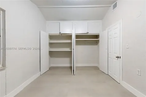 11702 NW 1st Avenue Miami FL 33168