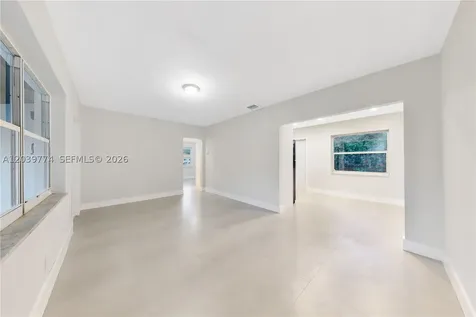 11702 NW 1st Avenue Miami FL 33168