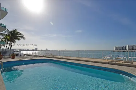 2016 Bay Drive Miami Beach FL 33141
