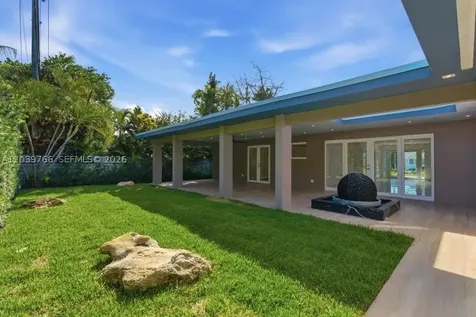 291 E Shore Drive E Miami FL 33133