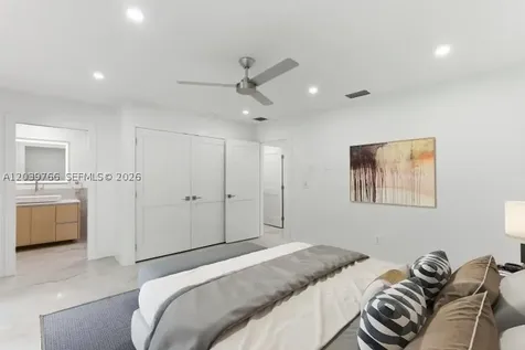 291 E Shore Drive E Miami FL 33133