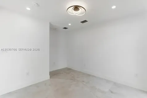 291 E Shore Drive E Miami FL 33133