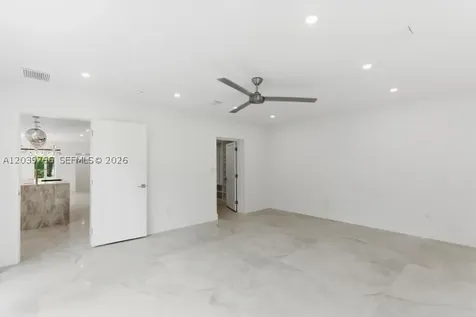 291 E Shore Drive E Miami FL 33133