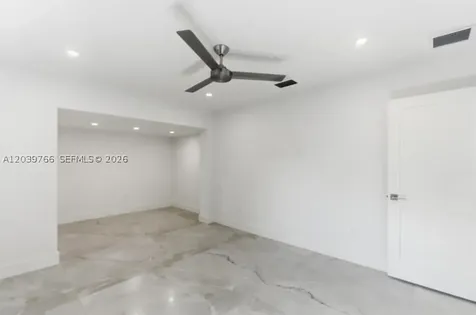 291 E Shore Drive E Miami FL 33133