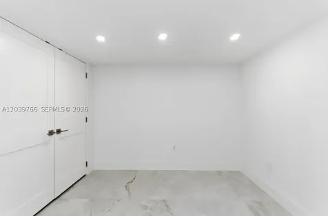291 E Shore Drive E Miami FL 33133