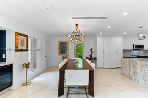 291 E Shore Drive E Miami FL 33133