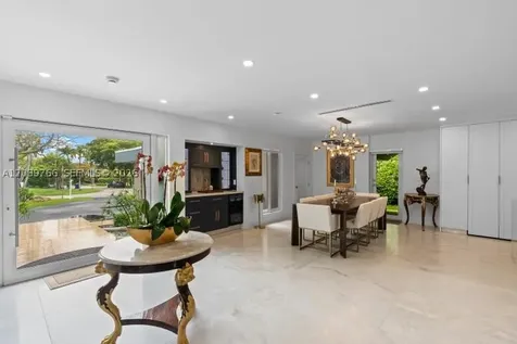 291 E Shore Drive E Miami FL 33133