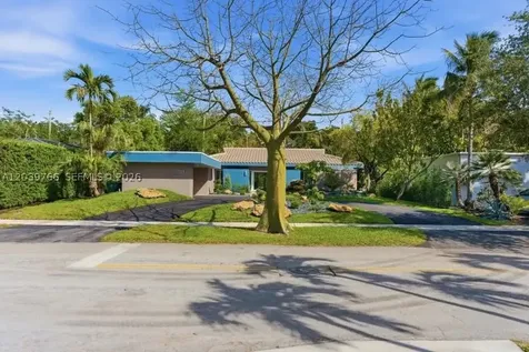 291 E Shore Drive E Miami FL 33133