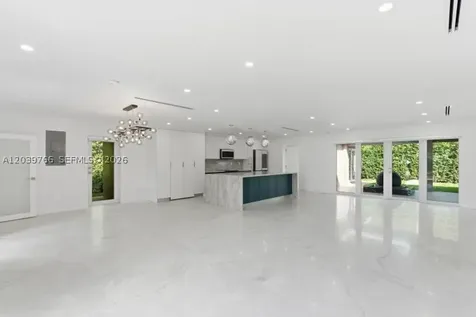 291 E Shore Drive E Miami FL 33133