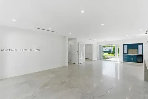 291 E Shore Drive E Miami FL 33133