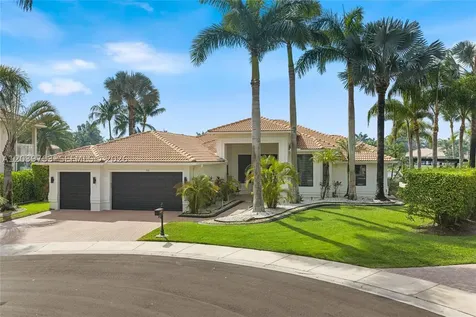 935 Gulfstream Court Weston FL 33327