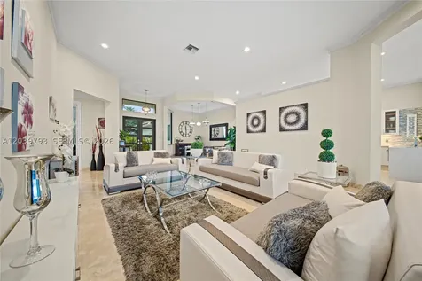 935 Gulfstream Court Weston FL 33327