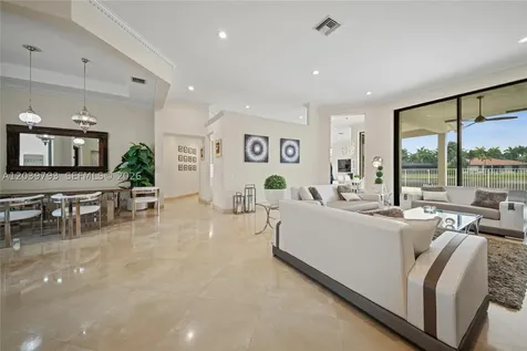 935 Gulfstream Court Weston FL 33327