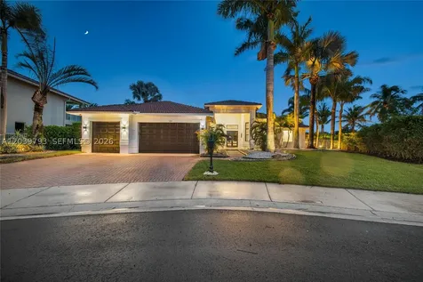 935 Gulfstream Court Weston FL 33327