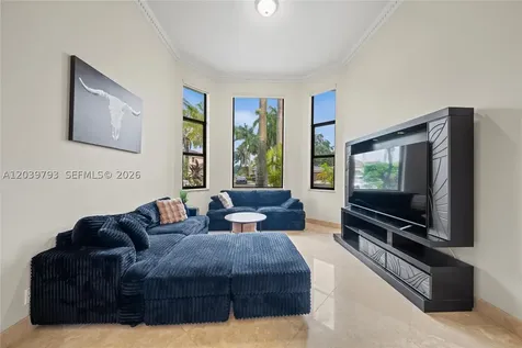 935 Gulfstream Court Weston FL 33327