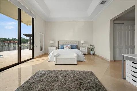 935 Gulfstream Court Weston FL 33327