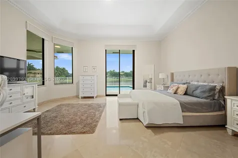 935 Gulfstream Court Weston FL 33327