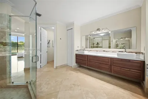 935 Gulfstream Court Weston FL 33327