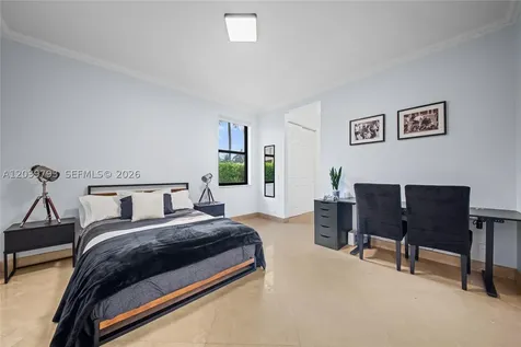 935 Gulfstream Court Weston FL 33327