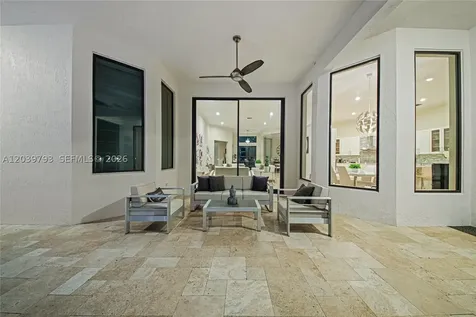 935 Gulfstream Court Weston FL 33327