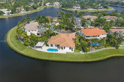 935 Gulfstream Court Weston FL 33327