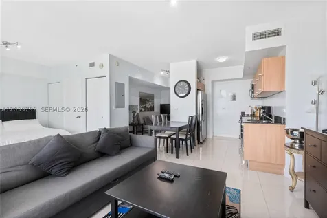 350 S Miami Avenue Miami FL 33130