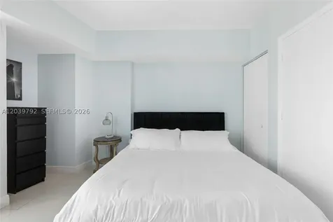 350 S Miami Avenue Miami FL 33130