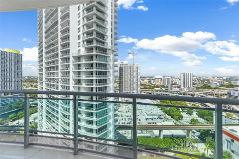350 S Miami Avenue Miami FL 33130