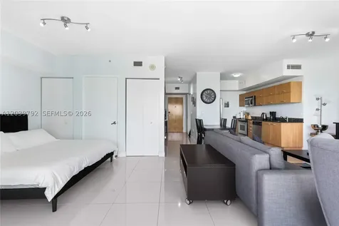 350 S Miami Avenue Miami FL 33130