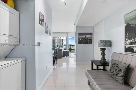 350 S Miami Avenue Miami FL 33130