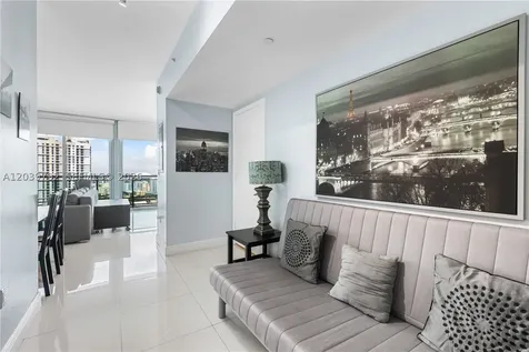 350 S Miami Avenue Miami FL 33130