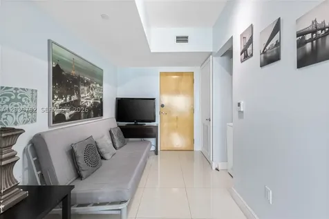 350 S Miami Avenue Miami FL 33130