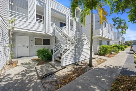 3449 NW 44th Street Oakland Park FL 33309