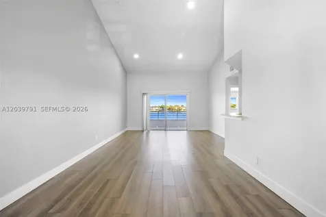 3449 NW 44th Street Oakland Park FL 33309