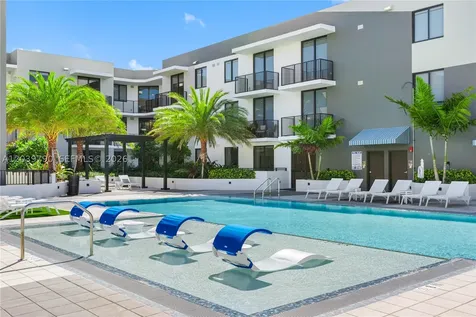 208 N Federal Highway Pompano Beach FL 33062