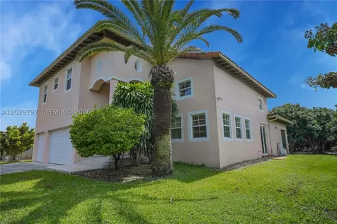 33300 SW 202nd Avenue Homestead FL 33034