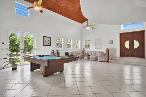 33300 SW 202nd Avenue Homestead FL 33034