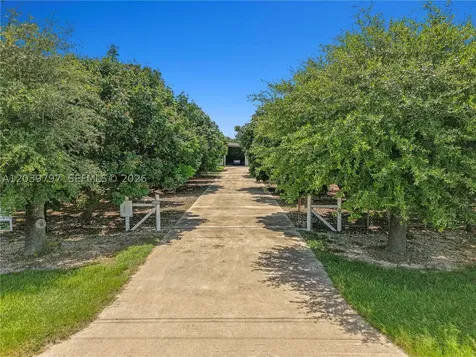 33300 SW 202nd Avenue Homestead FL 33034